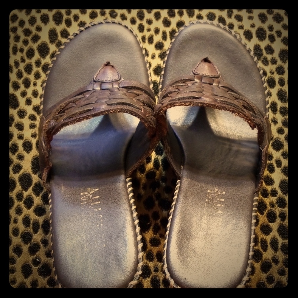 High heel sandals. Made in Brazil.